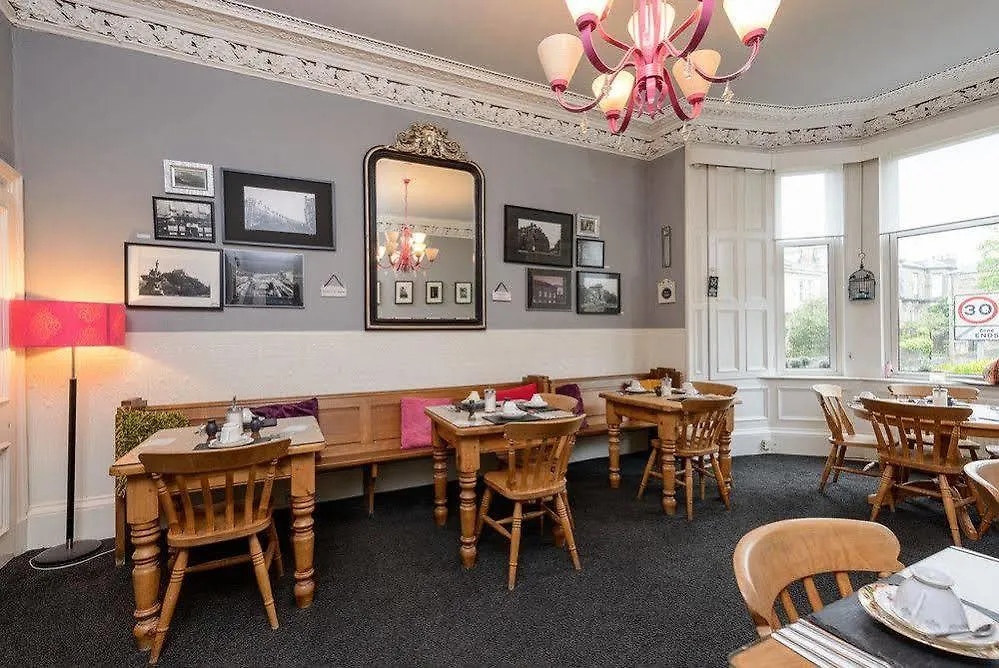 Martins Guest House  Edinburgh